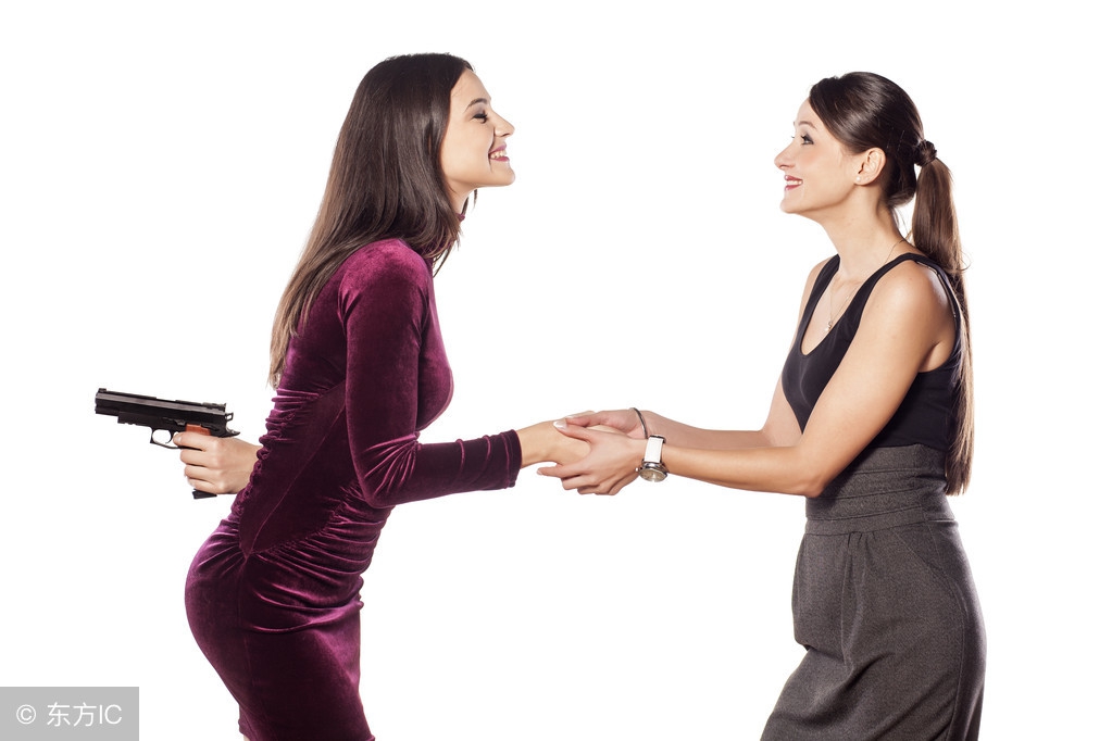 下属功高盖被打压如何破局,下属的功高震主