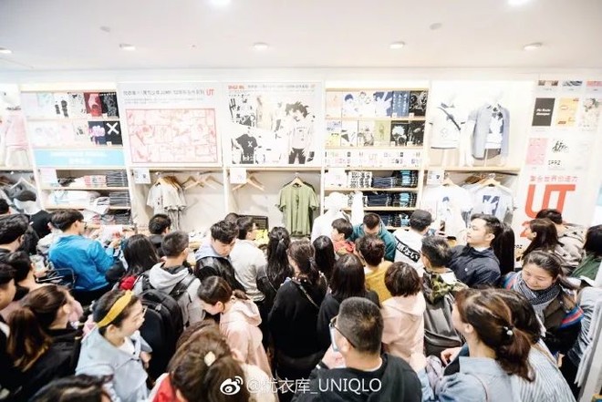 小猪佩奇穿越到另一个世界,小猪佩奇穿越到我的世界动漫