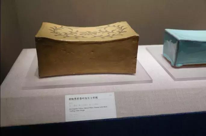 初夏夜长，一枕清幽——“唐宋辽金元瓷枕展”探秘