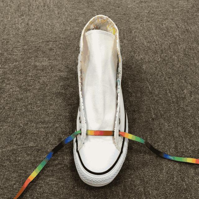 今年最流行黑鞋系鞋带方法,耐克椰子鞋花式系鞋带方法