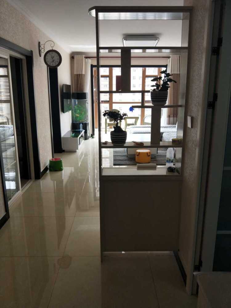 客厅沙发挂画买大了怎么补救,真皮沙发颜色买深了怎么补救