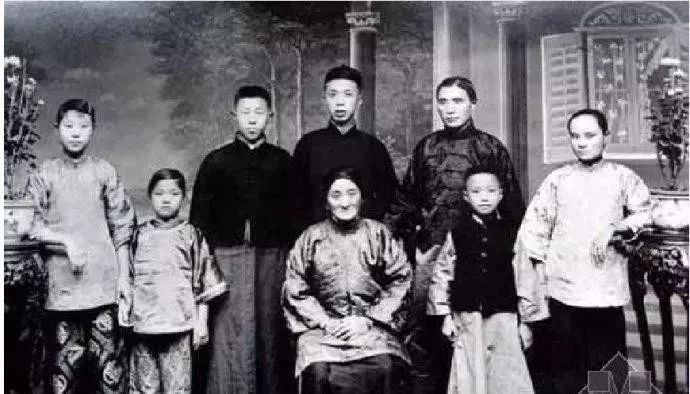 这个古董大亨是浙江湖州人，却将大批国宝捐赠他国？