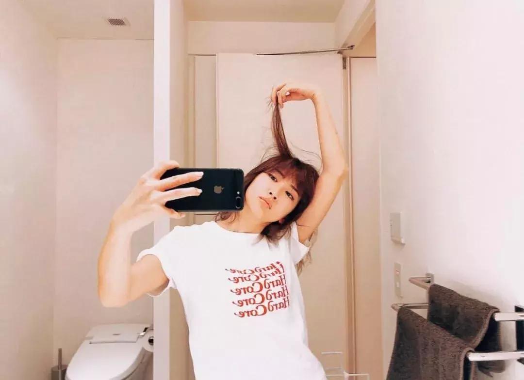 不吹不黑｜这款cosme大赏NO.1的逆龄精华好用吗？