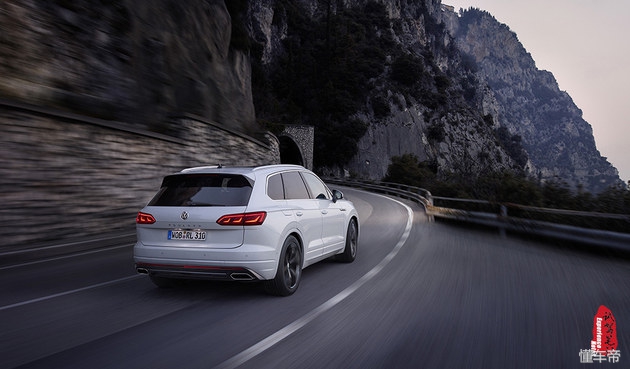 全新途锐评测视频,新款途锐深度试驾