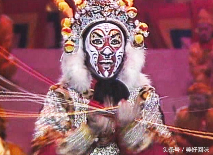 1985年央视春晚报幕,1985年春晚事件