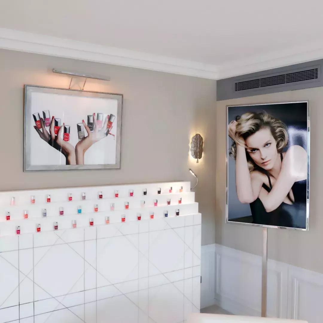 王丽坤戛纳红毯,王丽坤和李晨吻戏