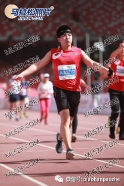 鸟巢马拉松：一部中小型的情景欢乐剧