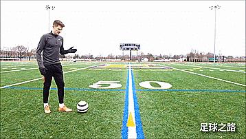 实况足球2020马赛回旋过人技巧,足球马赛回旋过人教学