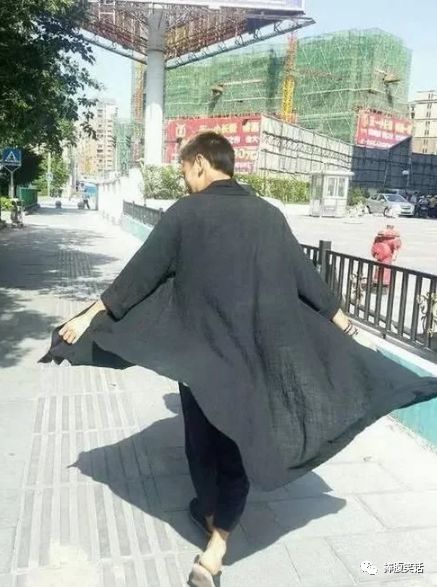 ps搞笑神图带原图的,ps大神脑洞大开p图太搞笑了