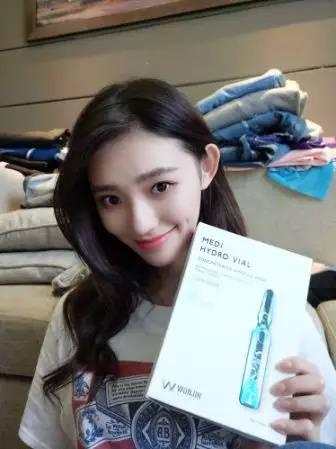 盘点明星变网红直播带货,明星转型美妆博主