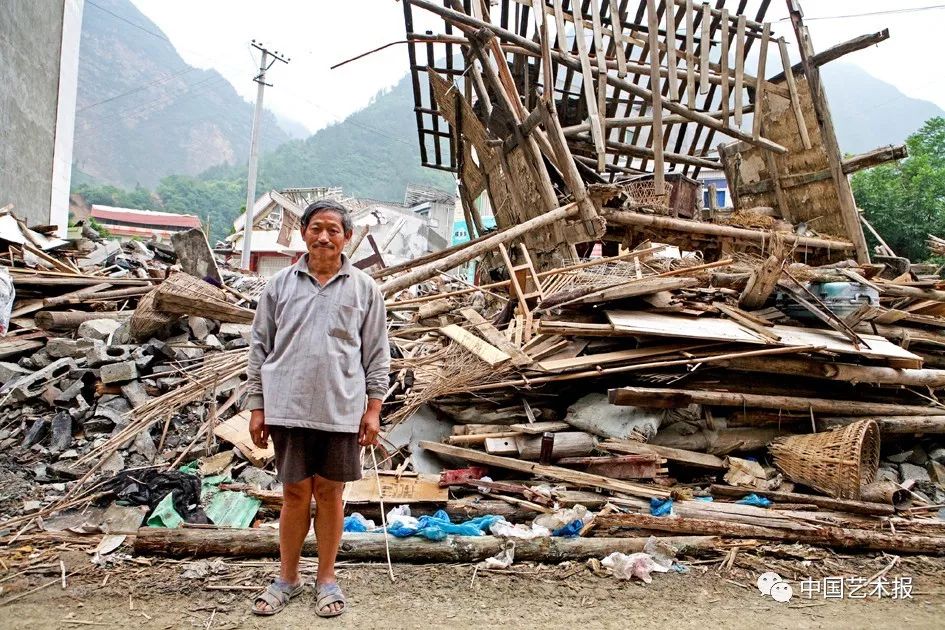 汶川大地震志愿者影集,汶川十年影像