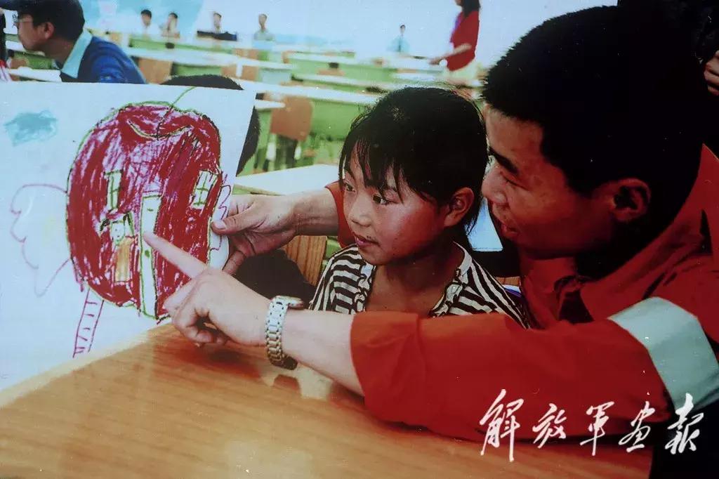 抗震救灾汶川,汶川地震十年感人视频播放