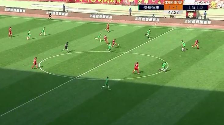 武磊在单刀机会上的表现相对较弱,武磊的跑位预判