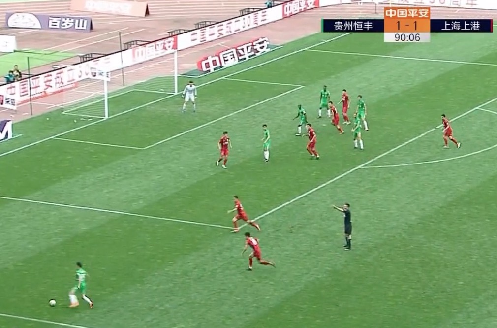 上港中超判罚,中超裁判红牌直接罚下上港悍将