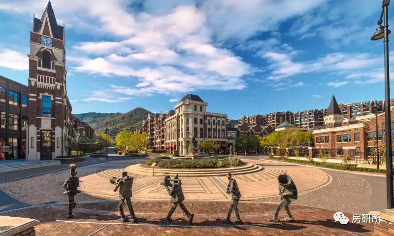 亿元级半山公园爆发“枪战”西山艺境火热“吃鸡”