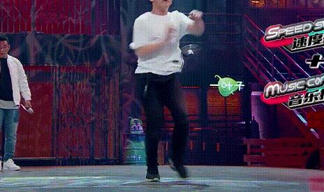 这就是街舞第一季冠军韩宇,韩宇街舞大赛冠军的表演