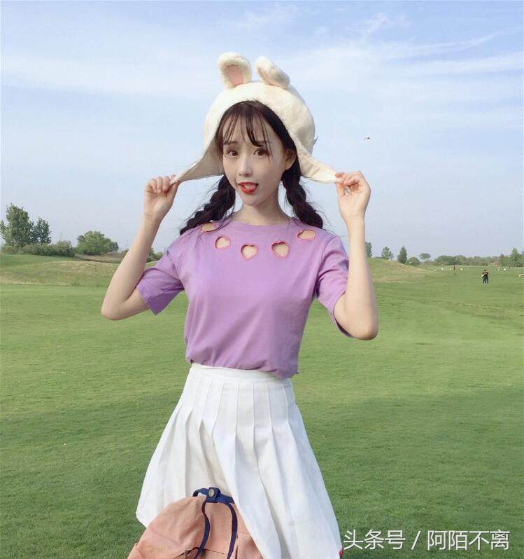 我申请了一个小号，我女友的闺蜜主动加我聊天，结果……