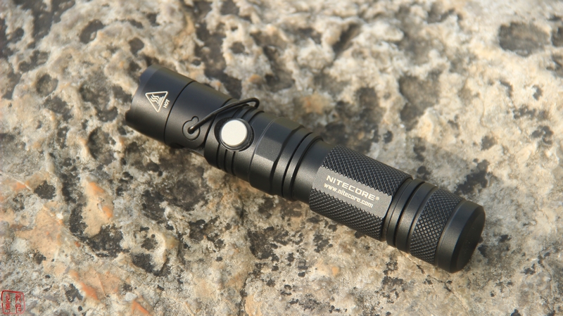 全能小怪-NITECOREMT21C使用体验