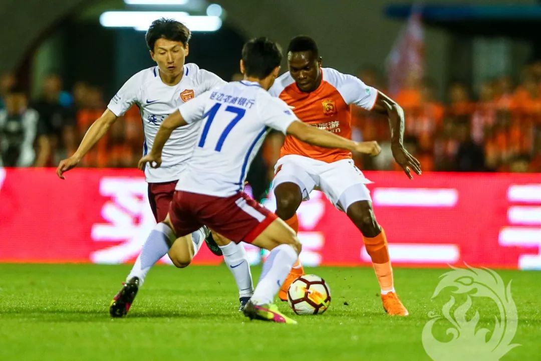 武汉卓尔球员拉斐尔,武汉卓尔2:2绝平梅县铁汉