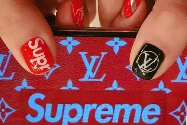 你知道钱买不起什么奢侈品吗,适合做美甲的包包