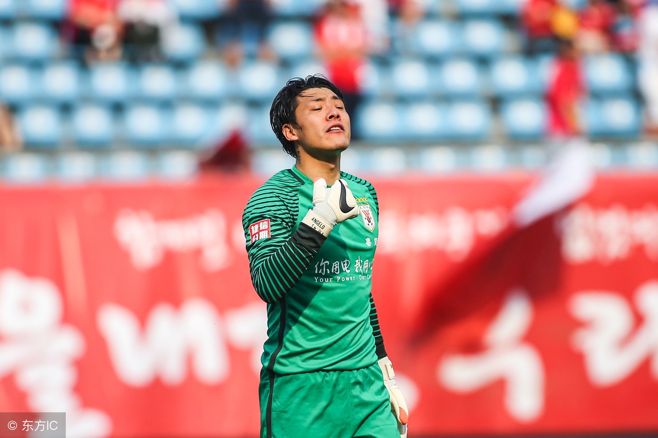 鲁能王大雷扑奥斯卡点球,鲁能王大雷十佳扑救