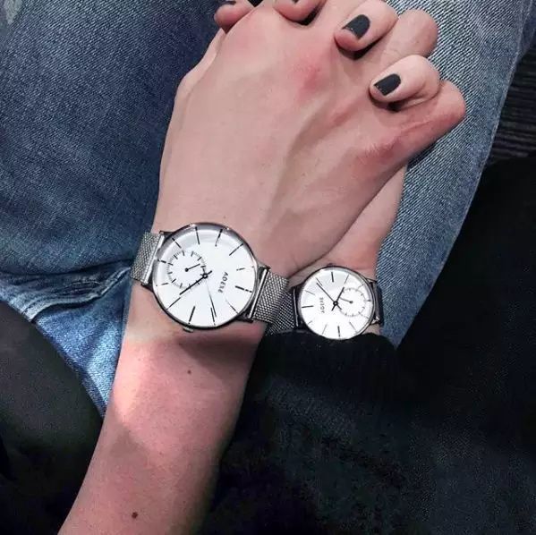 除了dw还有啥粉底液值得入手,除了机械表还有哪些手表值得购买