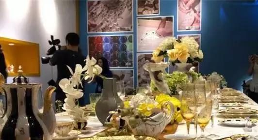 18世纪国王餐桌什么样？这122件瓷器告诉你！