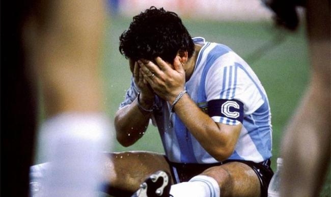 世界杯阿根廷球员泪流满面,世界杯阿根廷队迪马利亚落泪