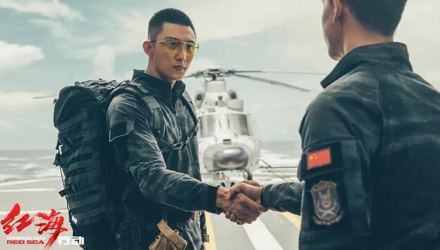 本是去新剧看黄景瑜脱衣有肉,却被一票高颜值小姐姐小哥哥圈粉