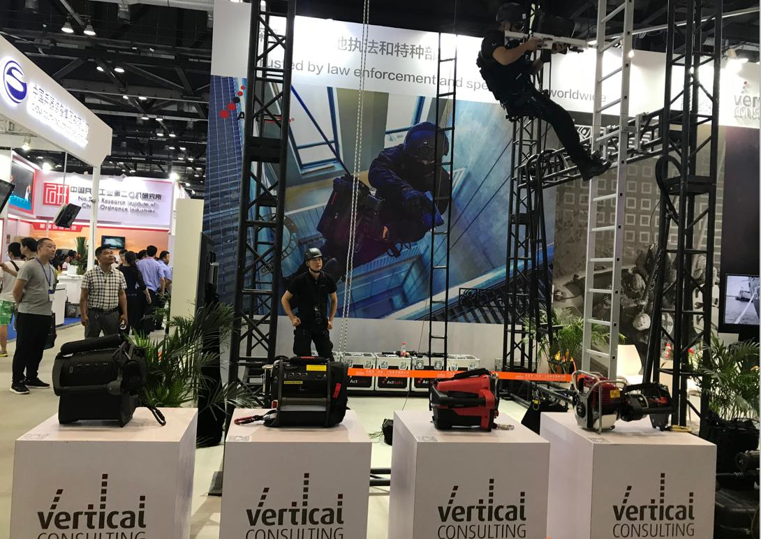 众星齐聚珠海航展,警博会新式装备