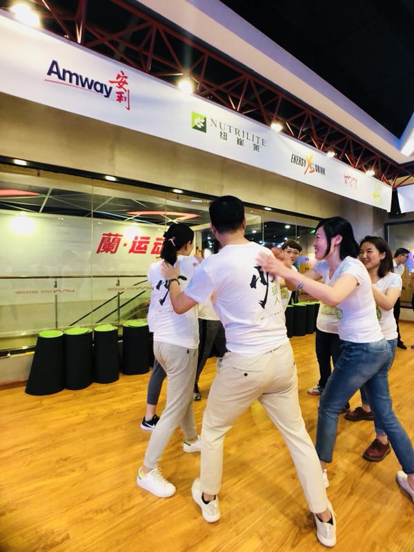 听说参加这个活动的都瘦了，特别是腰！