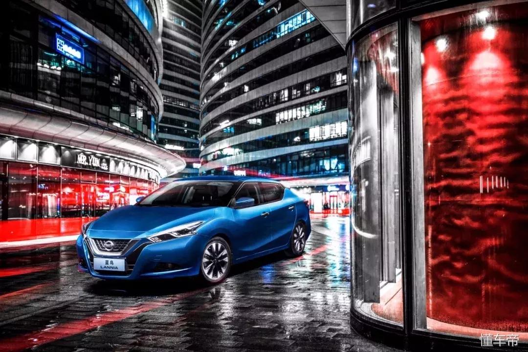 历代蓝鸟车型,老款蓝鸟和新款蓝鸟对比