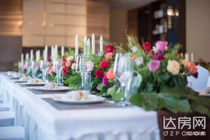 天誉生活学院：法式珍馐峰层誉鉴