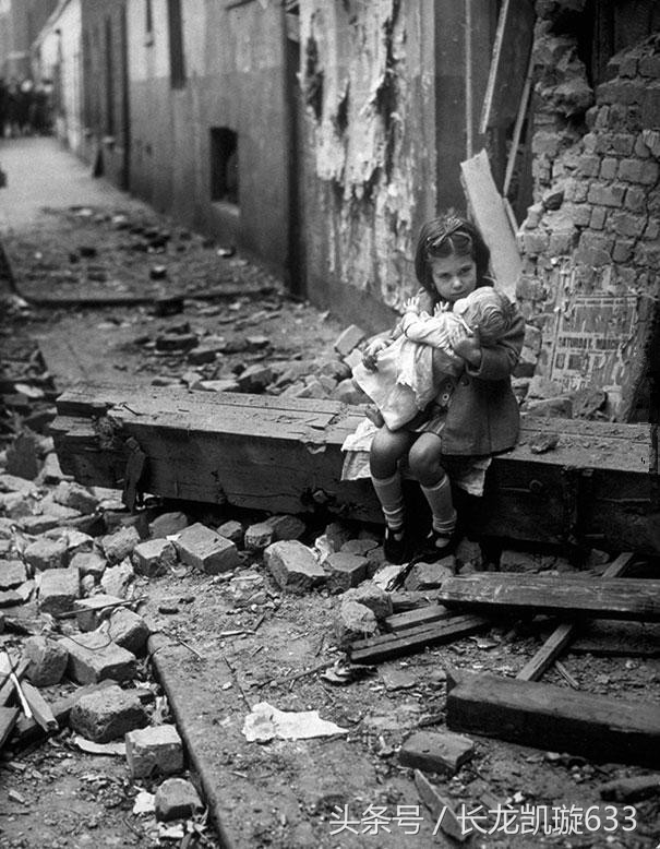 30张令人印象深刻的历史老照片,历史照片回顾模板