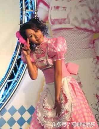 渣渣辉，徐静蕾美白，杨幂脱毛，冰冰卖菜刀，都比不上最后这个牛