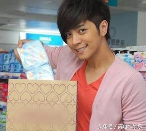 渣渣辉，徐静蕾美白，杨幂脱毛，冰冰卖菜刀，都比不上最后这个牛