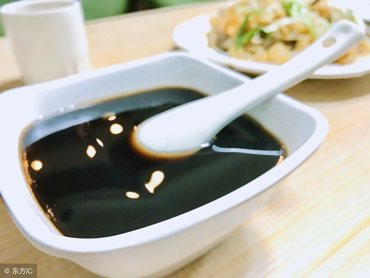 龟苓膏只有怎么样才好吃,龟苓膏真正的做法里面有没有龟壳