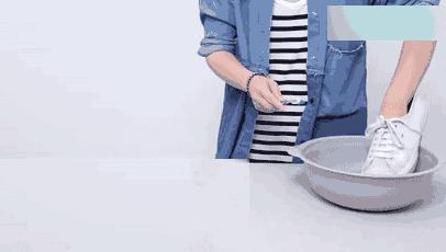 新皮鞋子磨脚怎么处理就不磨脚了,鞋子挤脚又磨脚怎么办小白鞋