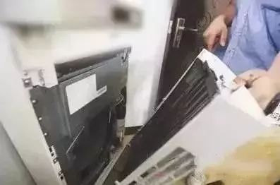 夏日炎炎掌握空调的正确清洗姿势,天热了空调深度清洗很重要