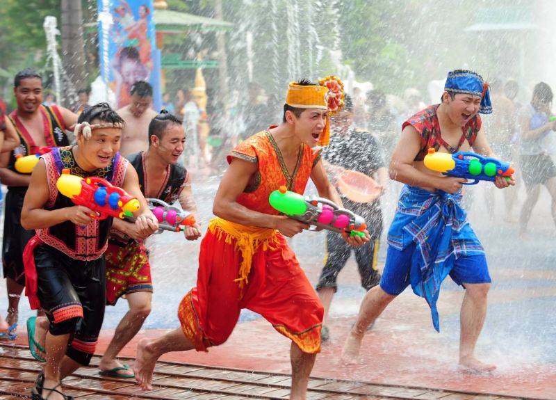 美丽南方水上乐园还开吗,美丽南方太阳谷水上乐园摩托艇