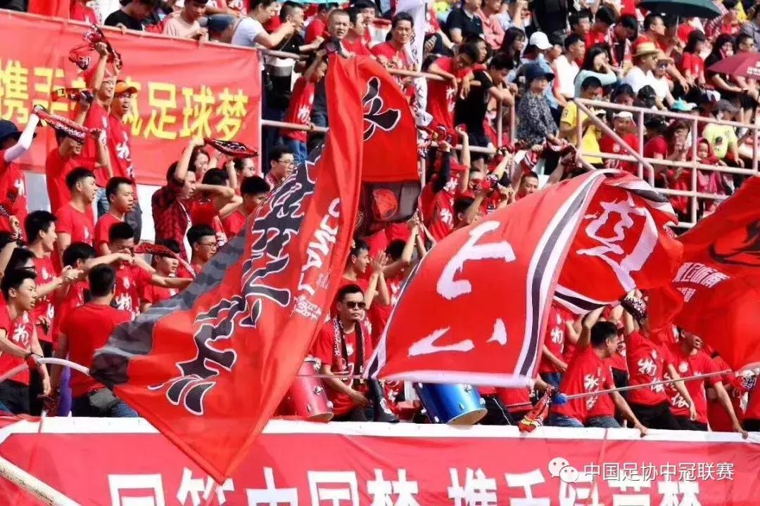 场均上座率最高的联赛,广东汕头足球赛事