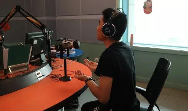 今天是这群特殊孩子的节日！佛山电台的大田、交通国都为他们祝福……