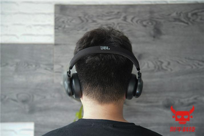 jble55bt耳机转轴,JBLE55BT耳机拆解