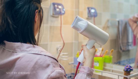 小米生态链吹风机堪称国潮黑科技,素士吹风机h5和复古吹风机哪个好