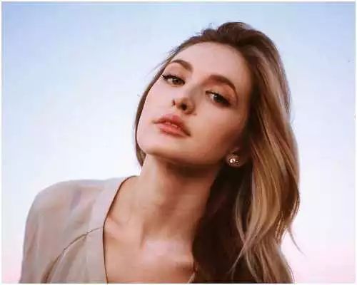 CiCi年希老师：夏天出汗容易脱妆怎么办？