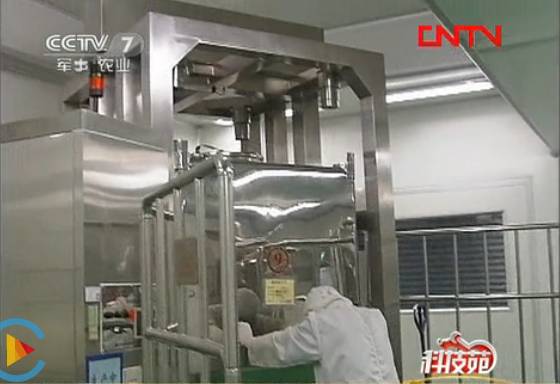 这支研自985药学教授的祛痘神器，刷爆了大学朋友圈