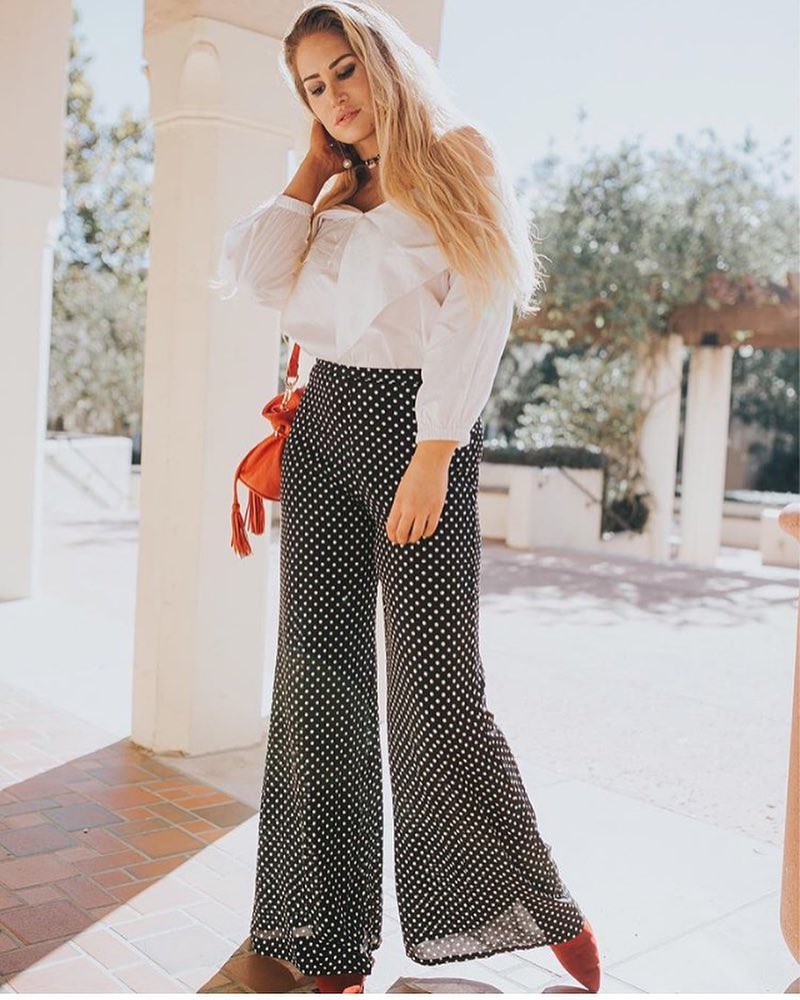 夏天波点荷叶领上衣怎么搭配,夏天波点衫怎么搭配