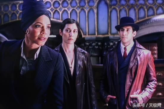 32寸ai智慧语音全面屏顶配电视,海信电视e72a