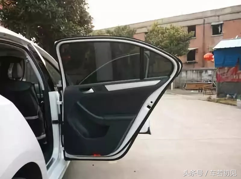 车门关门没有厚重感怎么修复,汽车车门关门声音怎样才有厚重感