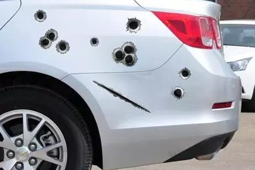 给刚买的新车贴上3D车贴，分分钟成为交警眼中钉！